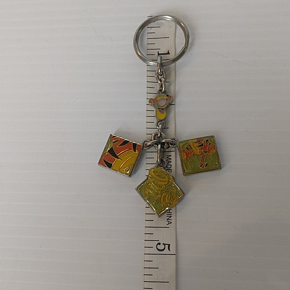 Disney Tigger Key Chain Colorful Enamel - Picture 6 of 9